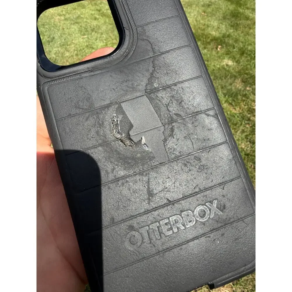 iphone 15 pro max otter box defender pro